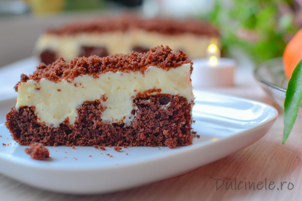 Prăjitură „găurită” sau „cu buzunare” (POKE CAKE) || Dulcinele.ro